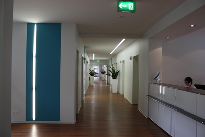 Öffentliche Bereiche eines Ärztehauses in Köln