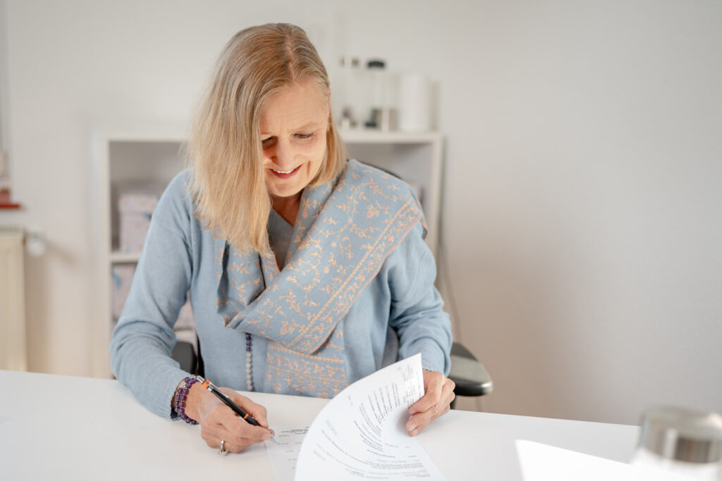 Innenarchitektur für ganzheitlichen Beratung zu altersgerechtem und gleichzeitig modernem Wohnen. Barbara Schmitz von Wohnwerke.